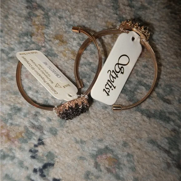 Friendship bracelets - Picture 4 of 7